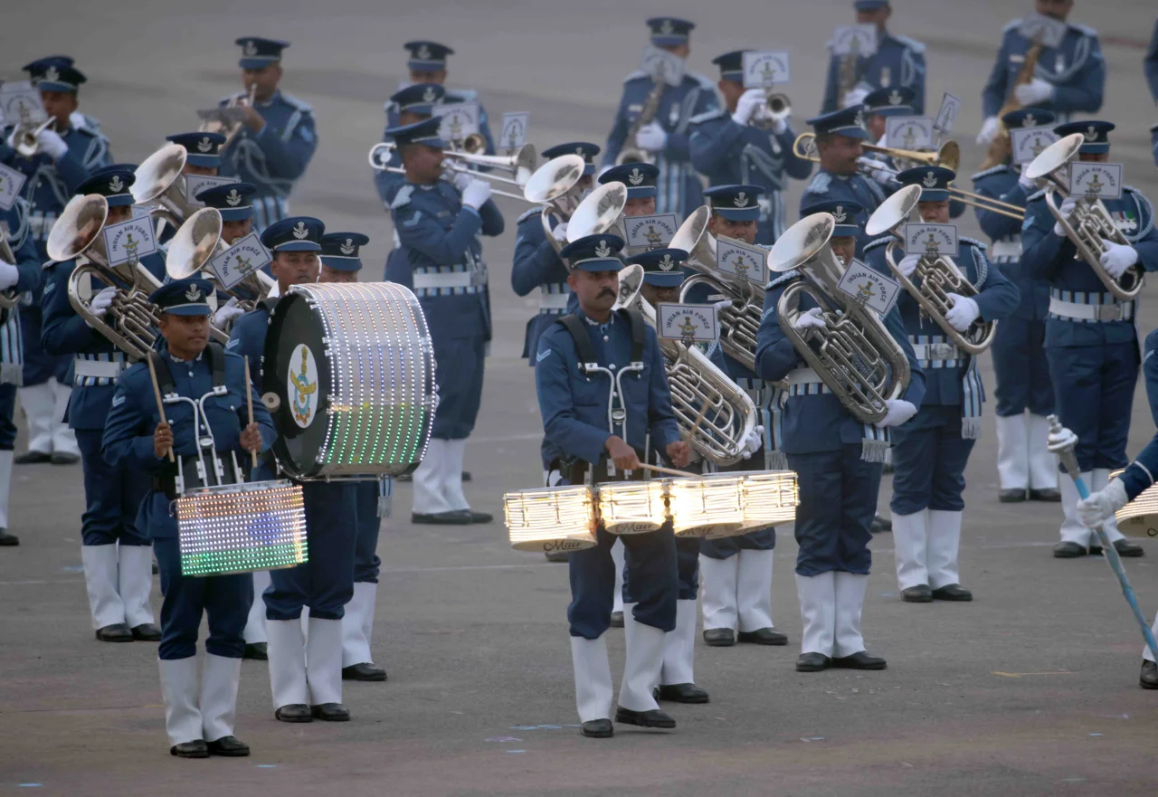 Beating Retreat Ceremony: Melodious Tunes to Mark the Culmination of 76th Republic Day at Vijay Chowk