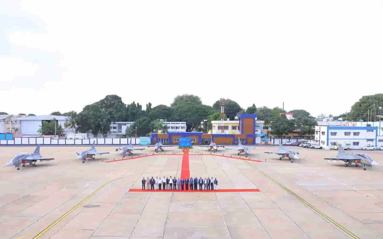 Indigenous Fighter Jet: पीएम मोदी के प्रधान सचिव पहुंचे HAL, स्वदेशी लड़ाकू विमान परियोजना पर पैनी नजर रख रहा है प्रधानमंत्री कार्यालय 3 Indigenous Fighter Jet Project: PM’s Principal Secretary Visits HAL, PMO Closely Monitoring